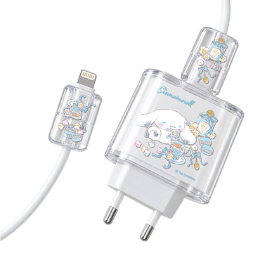 Petite Tea Dreams Charger Case & Cable Protector