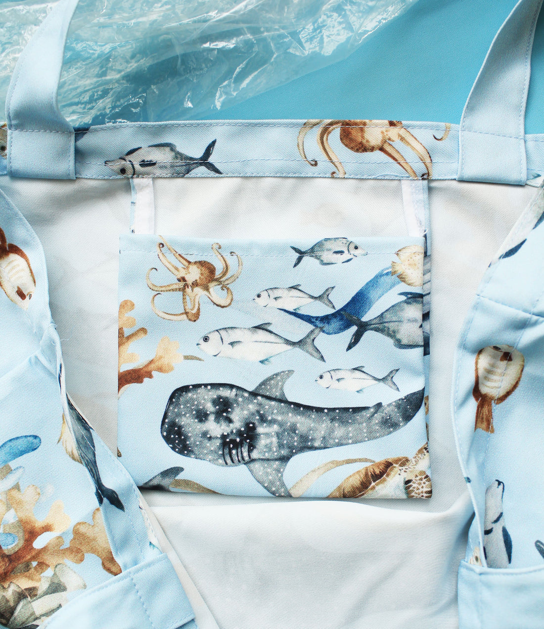 Sea Dwellers Tote Bag Lipat